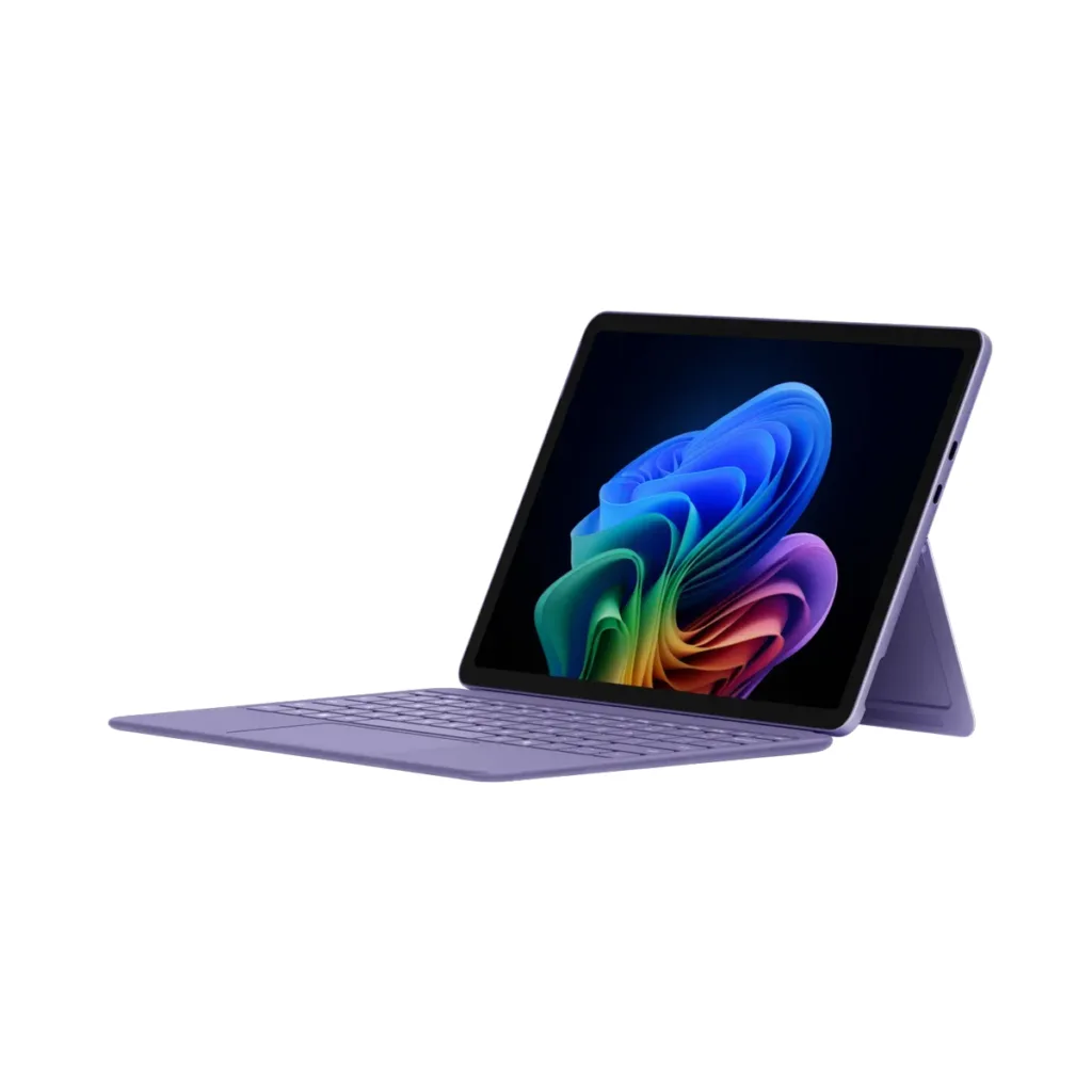 تبلت 12 اینچی مایکروسافت مدل Surface Pro-Snapdragon X Plus ظرفیت 512 گیگابایت و رم 16 گیگابایت به همراه کیبورد سرفیس پرو