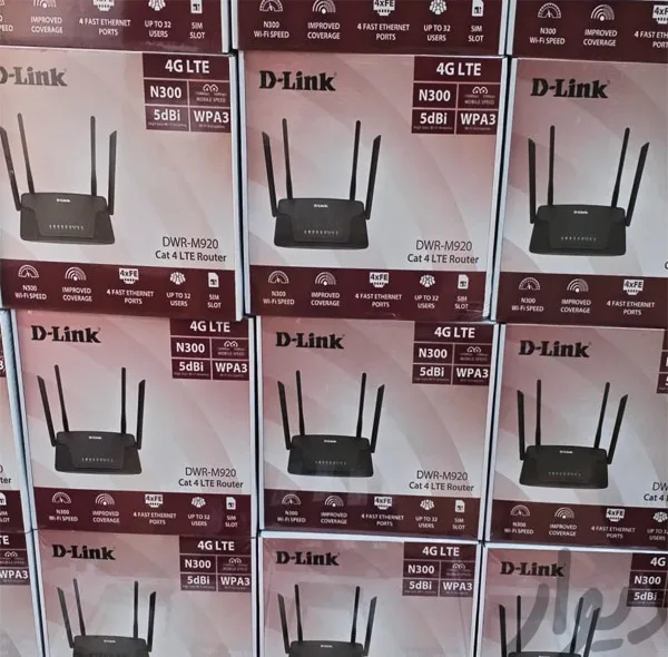 مودم روتر بی‌سیم 4G LTE دی-لینک مدل DWR-M920 با پشتیبانی از سیم‌کارت 3G/4G، سرعت تا 150 مگابیت بر ثانیه، پوشش کامل منزل با 4 آنتن خارجی، اتصال همزمان تا 32 کاربر و پورت‌های LAN و WAN RJ-45