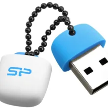 فلش مموری سیلیکون پاور مدل Touch T07 ظرفیت 32 گیگابایت، رابط USB 2.0، سازگار با ویندوز و مک، سرعت خواندن 15 مگابیت بر ثانیه و سرعت نوشتن 5 مگابیت بر ثانیه، طراحی مقاوم و سبک