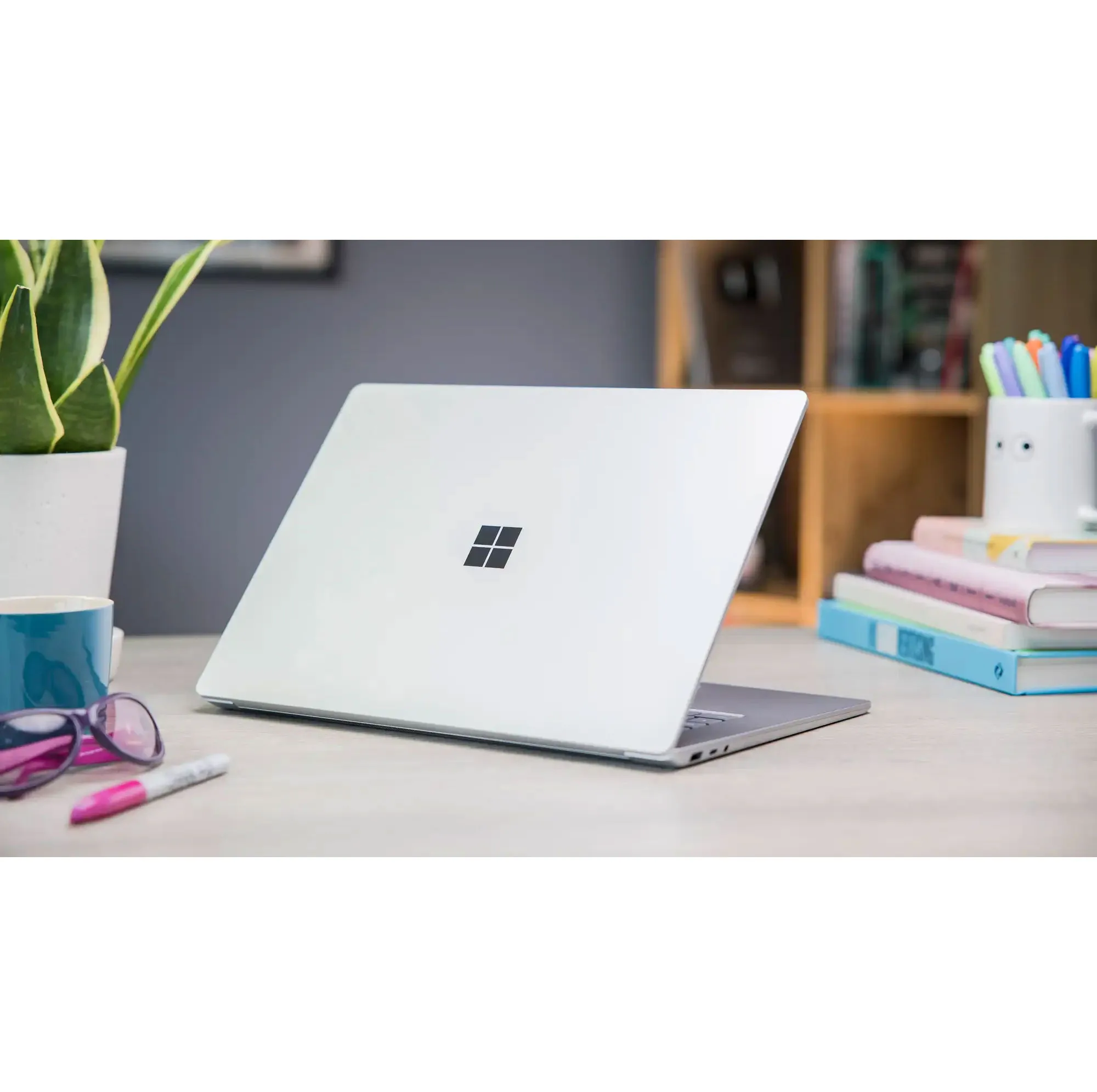 لپ تاپ 15 اینچی مایکروسافت مدل Surface Laptop 5-i7 1255U-8GB LPDDR5X-512GB SSD-Touch