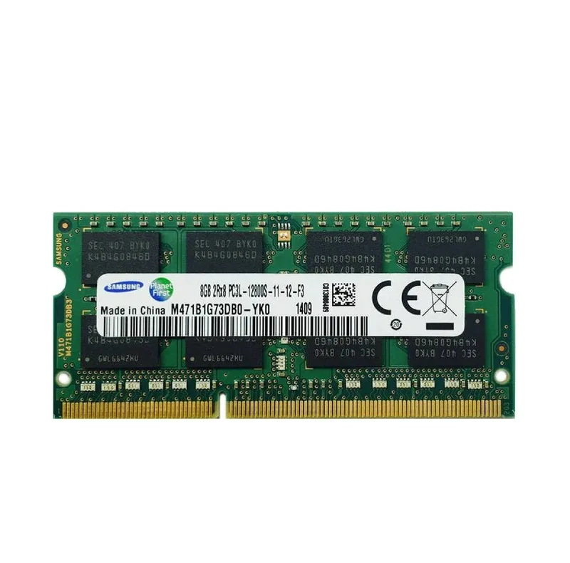 رم لپ‌تاپ سامسونگ مدل 12800 با ظرفیت 8 گیگابایت DDR3L، فرکانس 1600 مگاهرتز، فرم‌فکتور SO-DIMM و معماری دوکاناله