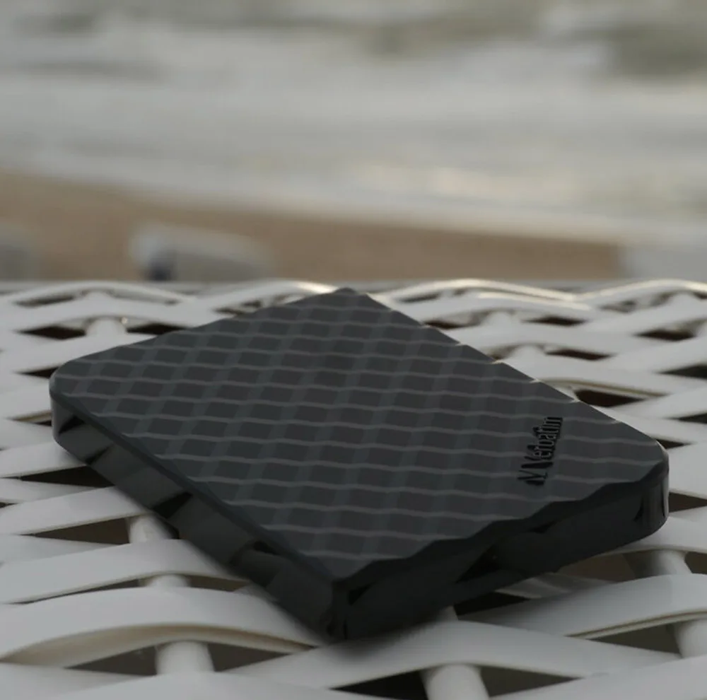 هارد اکسترنال ورباتیم مدل Store 'n' Go ظرفیت یک ترابایت دارای رابط USB Type-A 3.0