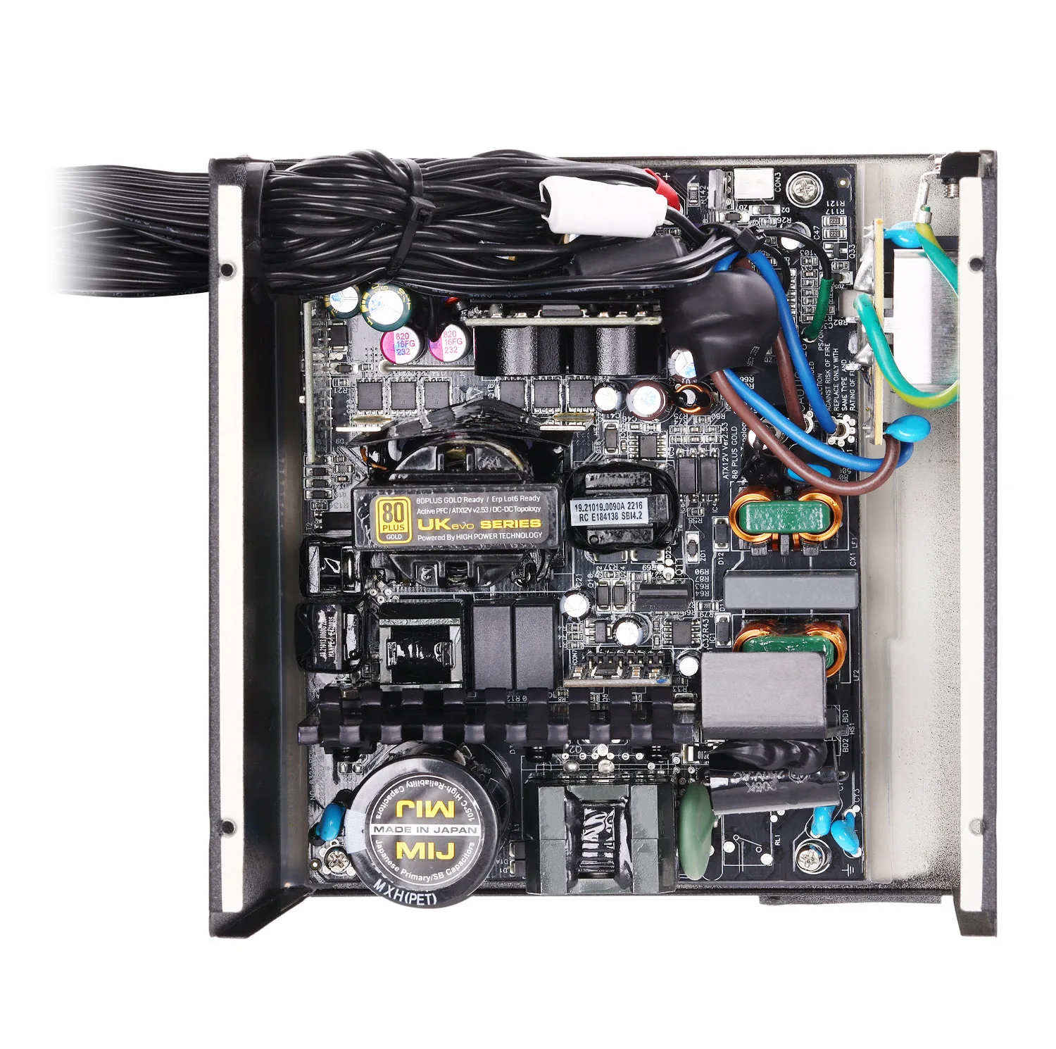 منبع تغذیه کامپیوتر گرین مدل GP700A-UK EVO