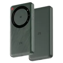 مودم جیبی 5G زد تی ای مدل U30 Air با باتری 4500 میلی‌آمپر ساعت، پشتیبانی از 10 کاربر همزمان، اتصال بی‌سیم Wi-Fi و درگاه USB Type-C برای اینترنت پرسرعت همراه