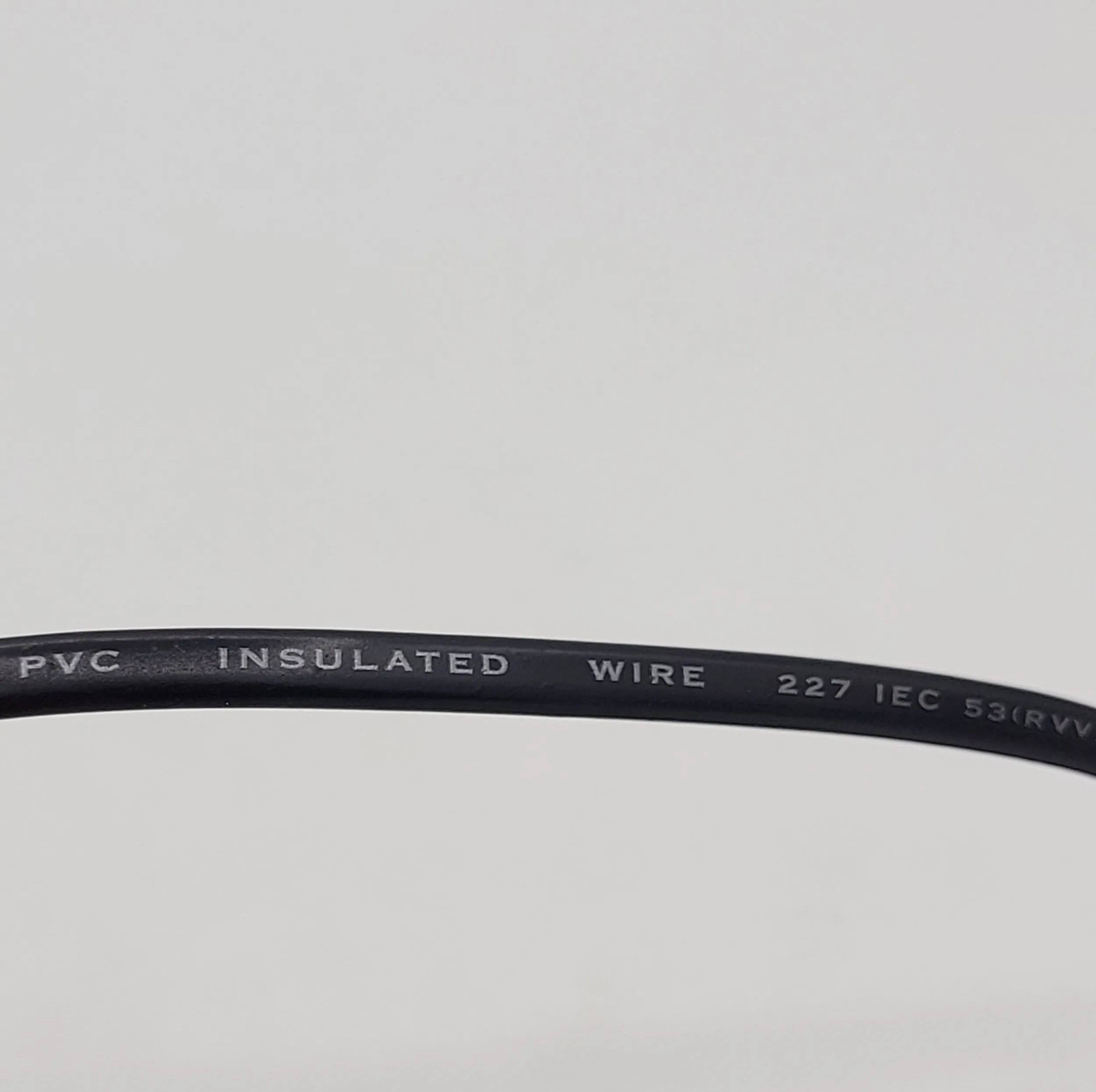 کابل برق دو پین لوتوس مدل 2x0.75mm طول 1.5 متر