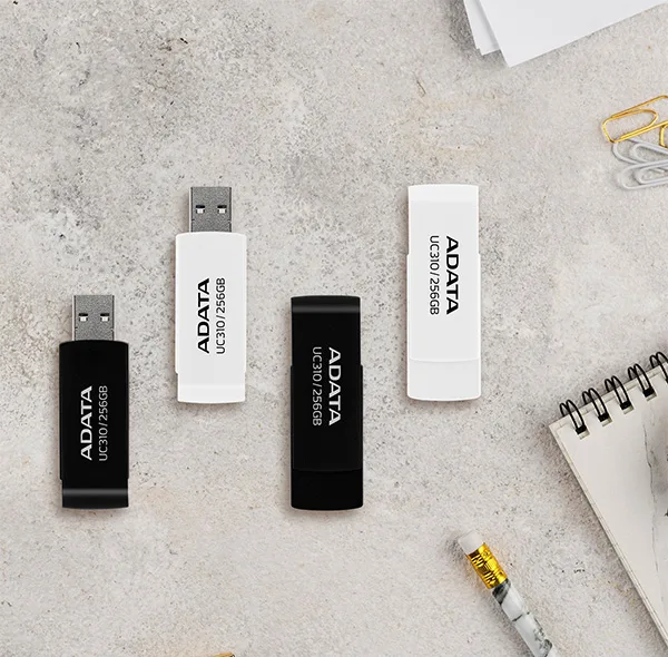 فلش مموری ای دیتا مدل UC310 ظرفیت 64 گیگابایت با رابط USB 3.2 Gen1، طراحی چرخشی، سازگار با ویندوز، مک، لینوکس، بدون نیاز به نصب درایور و مناسب استفاده در کامپیوتر، لپ‌تاپ، گوشی و تلویزیون
